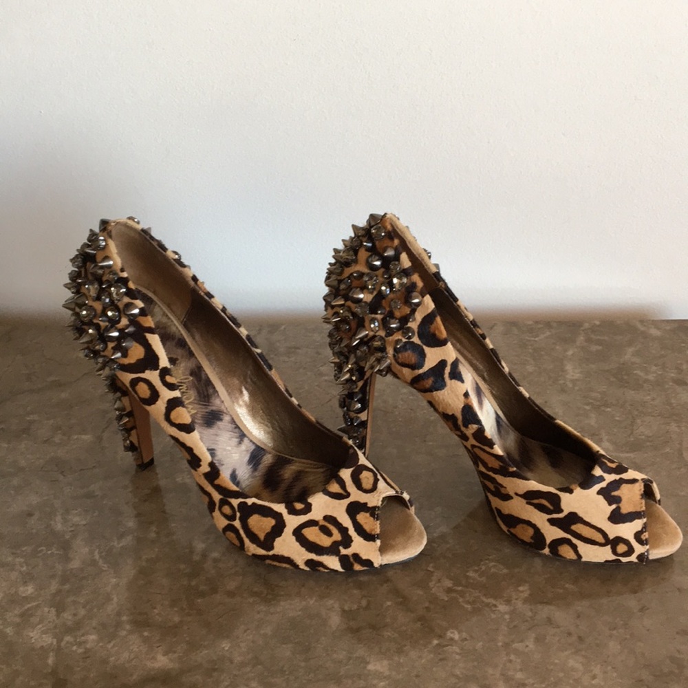 Sam Edelman cheetah shoe with stud detail